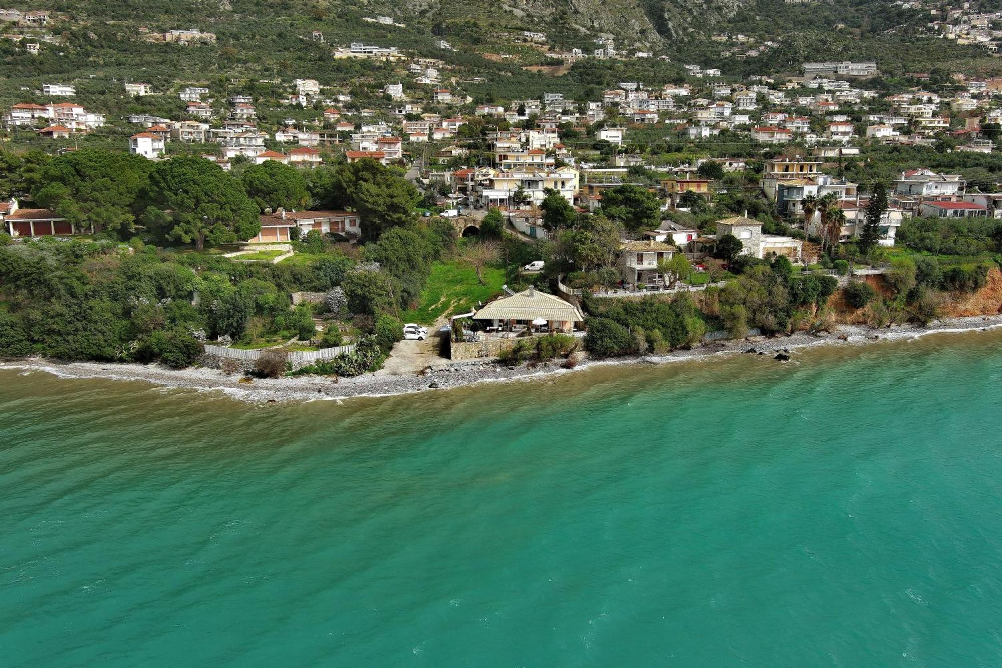 Verga Beachfront House By 