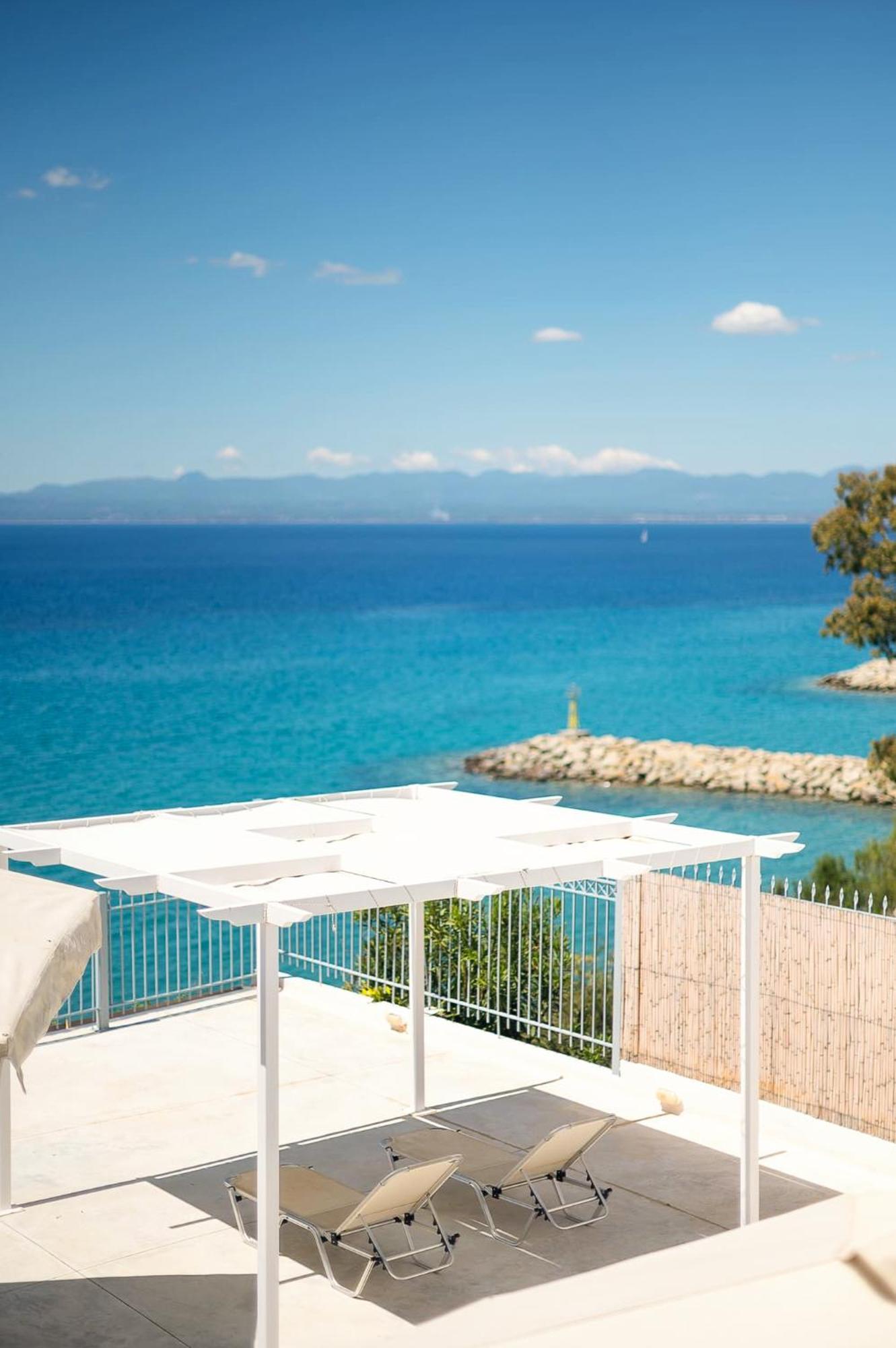 Holiday home Pouletis Family - Akroyali Seaview Getaways Kalamata