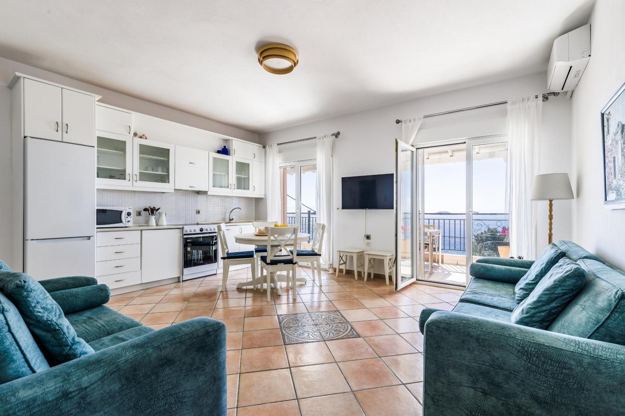 Belvedere Skopelos Aparthotel *