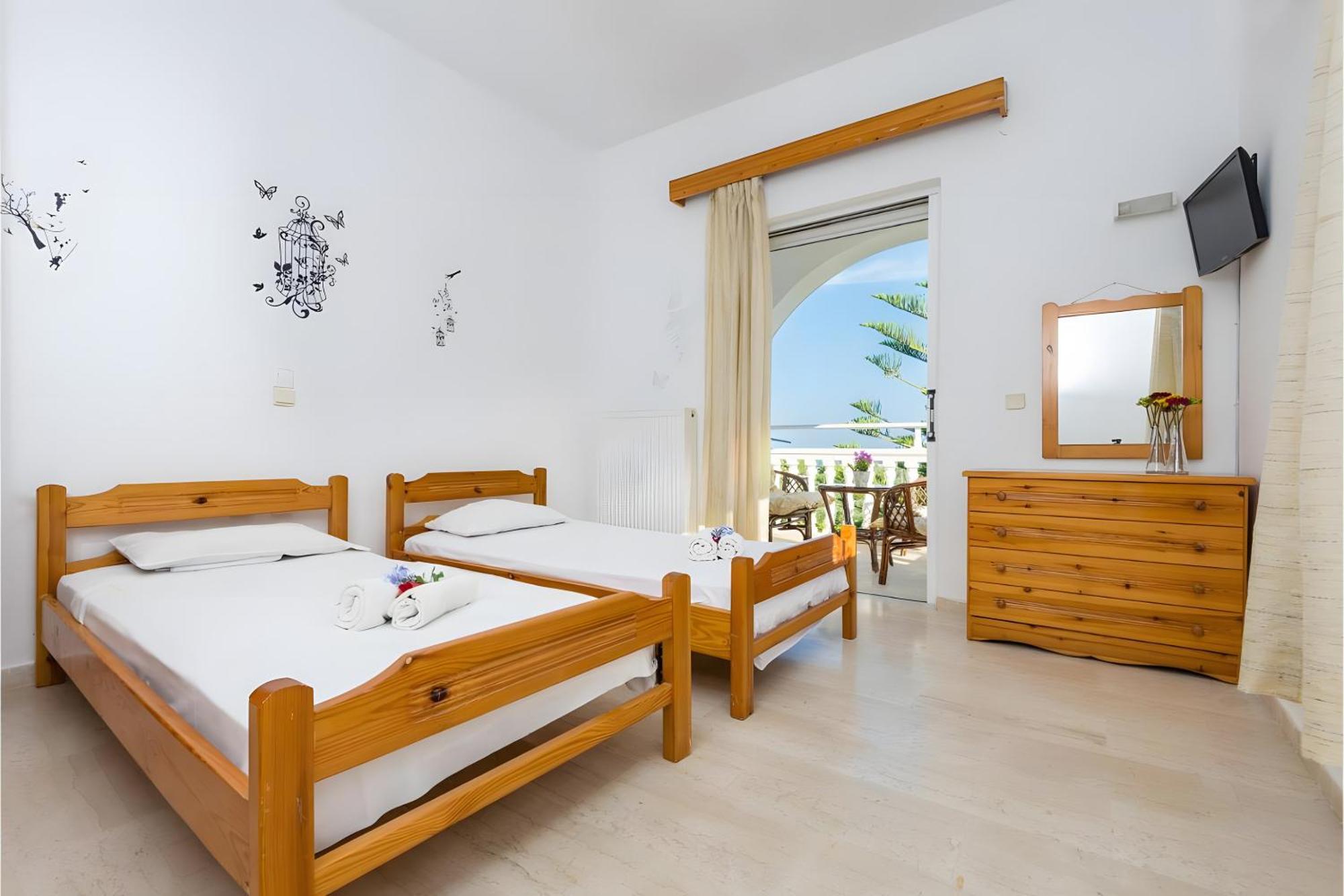 Tamar Apartments, Laganas