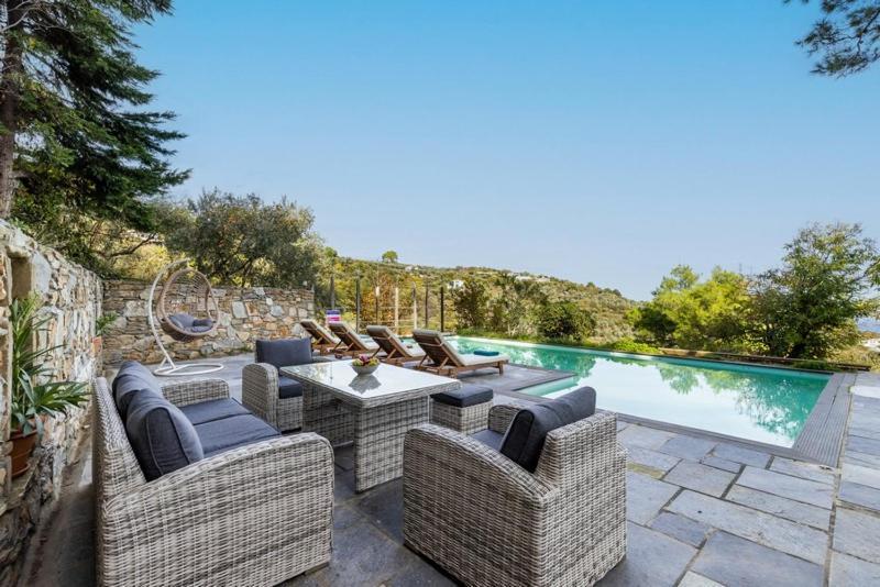 Elissaios-brand New Renovated Pool Skopelos Town