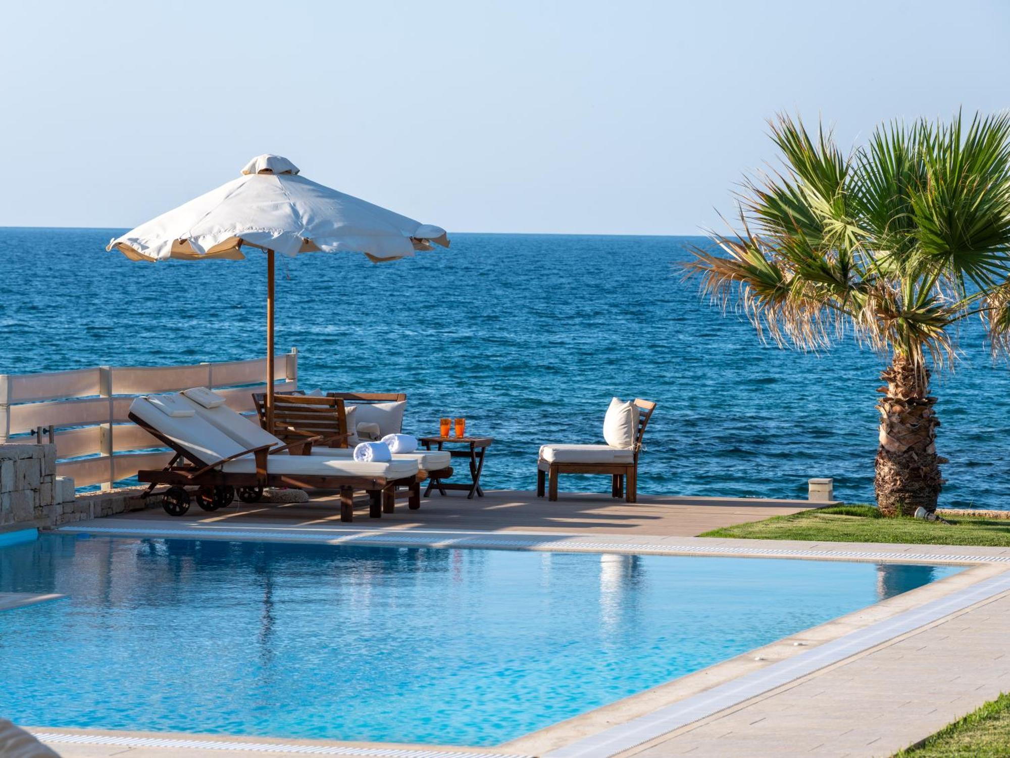 Villa Hersonissos Beach Villa