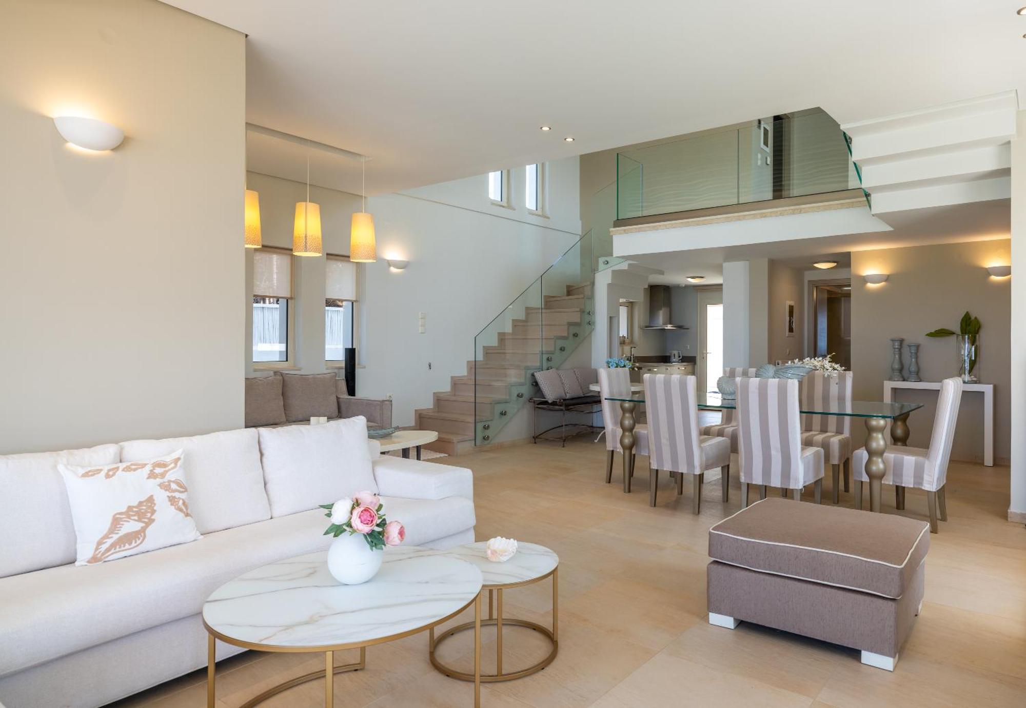 Hersonissos Beach Villa *