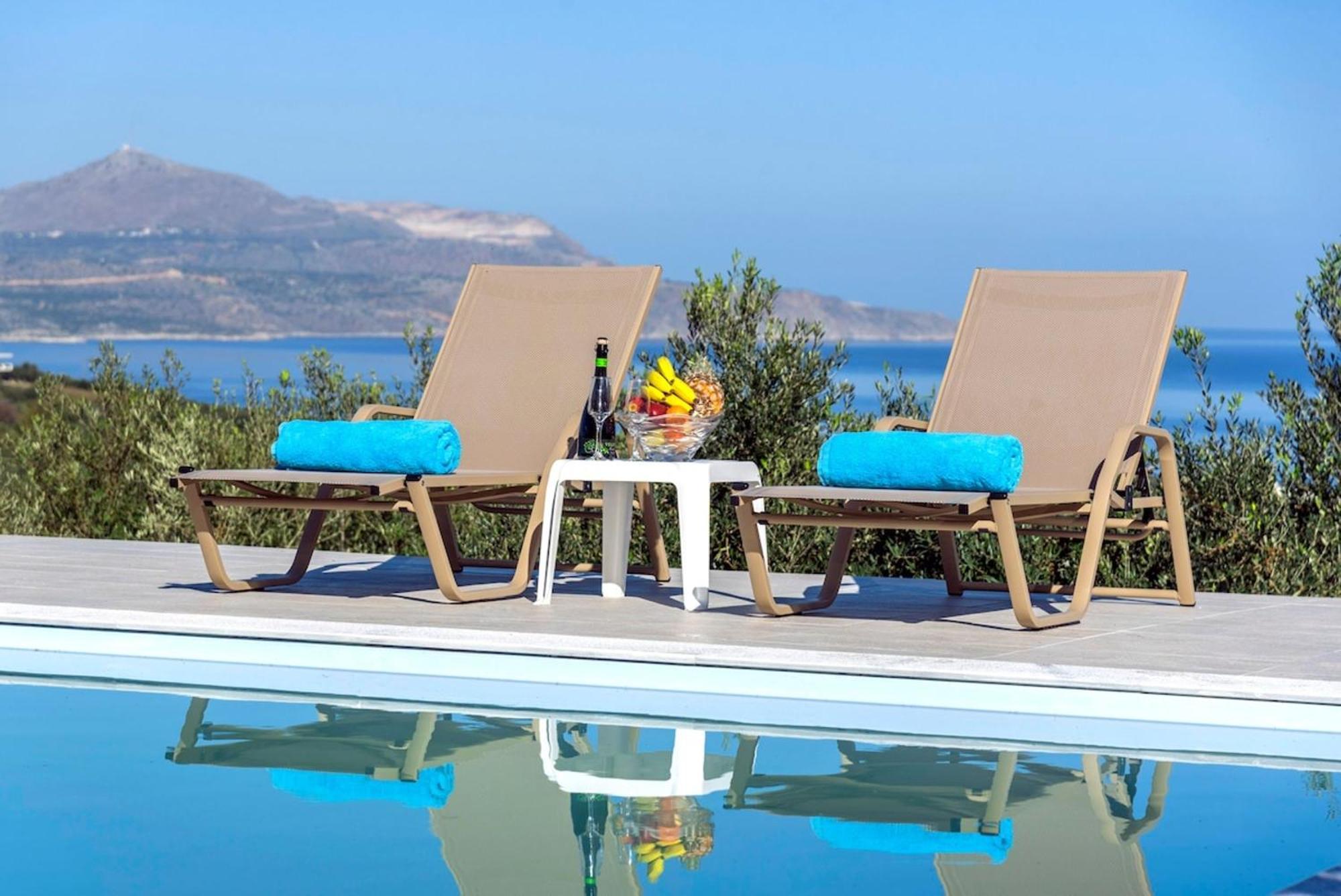 Konstantinos Hilltop Vineyard Escape * Almyrida (Crete)