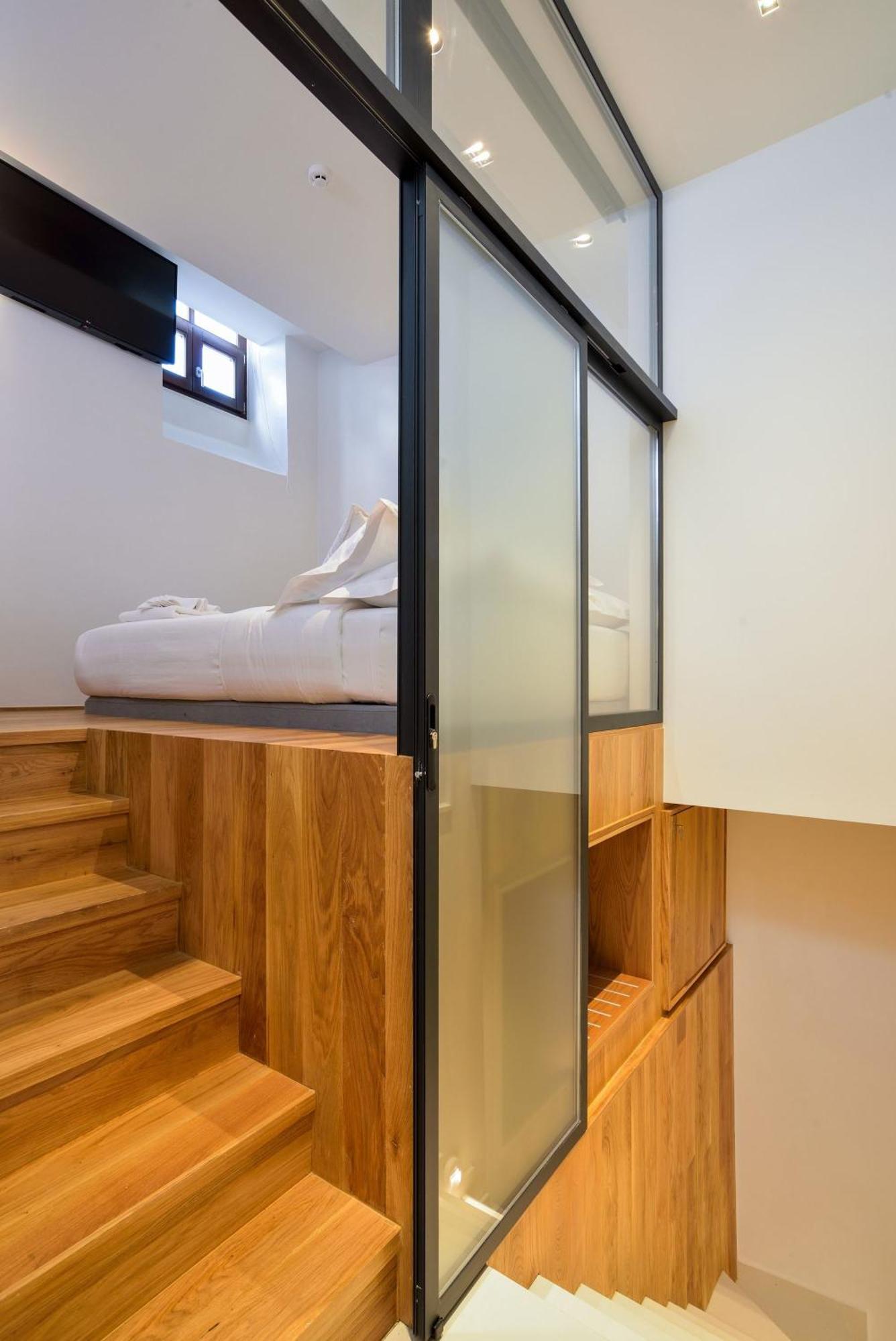 Neorion Living Apartment