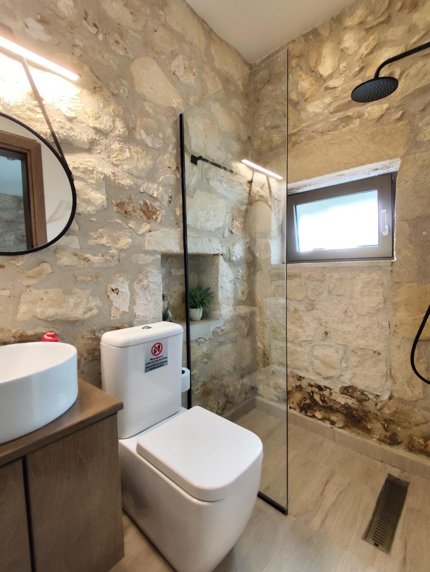 Olympia, 4 Bedroom For Up To 14 Persons, 400 Meters From The Long Sandy Paralia Kourna