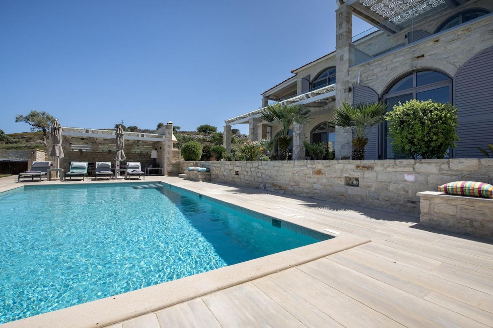 Villa Auroraluxurius Living *