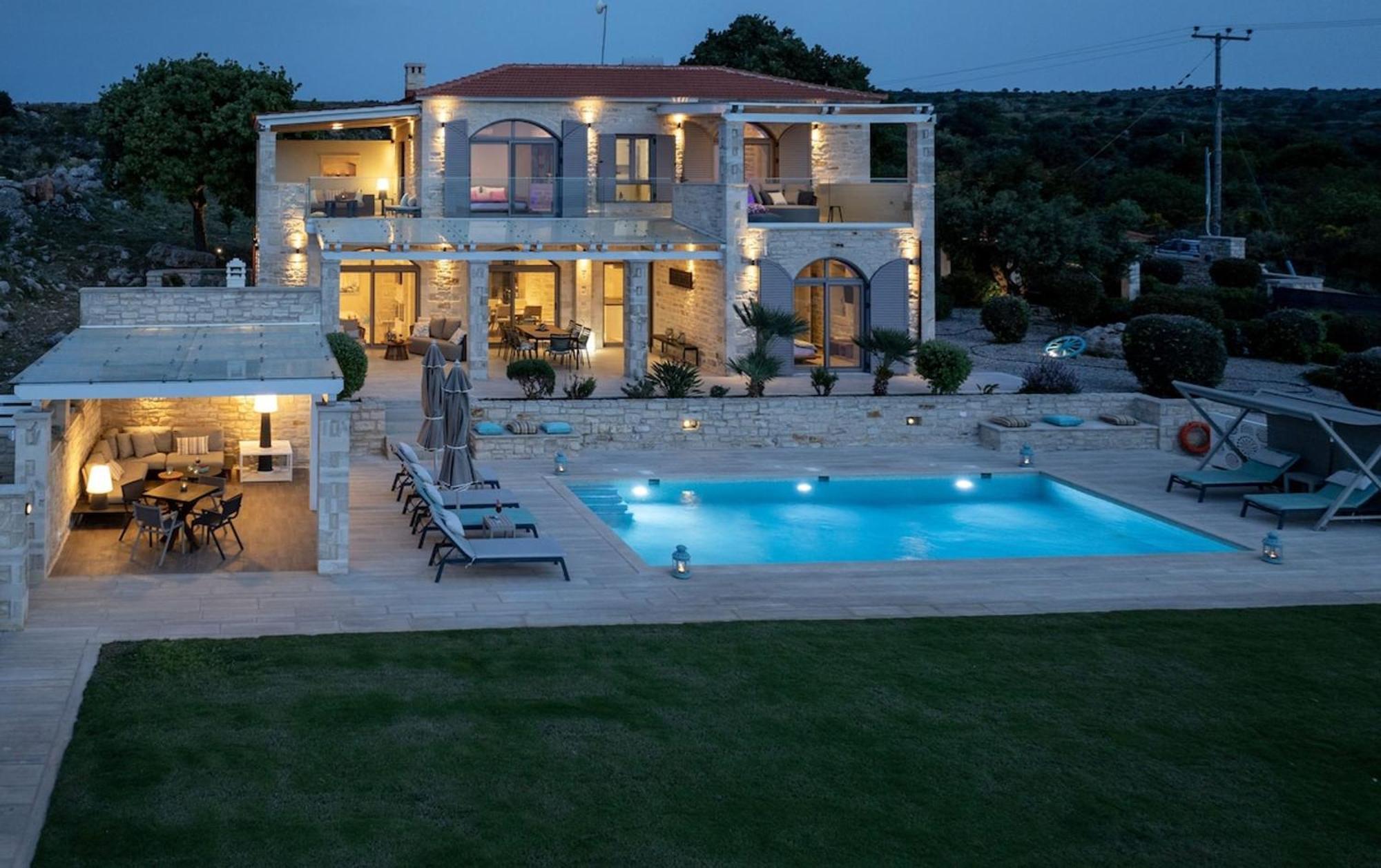 Villa Auroraluxurius Living *