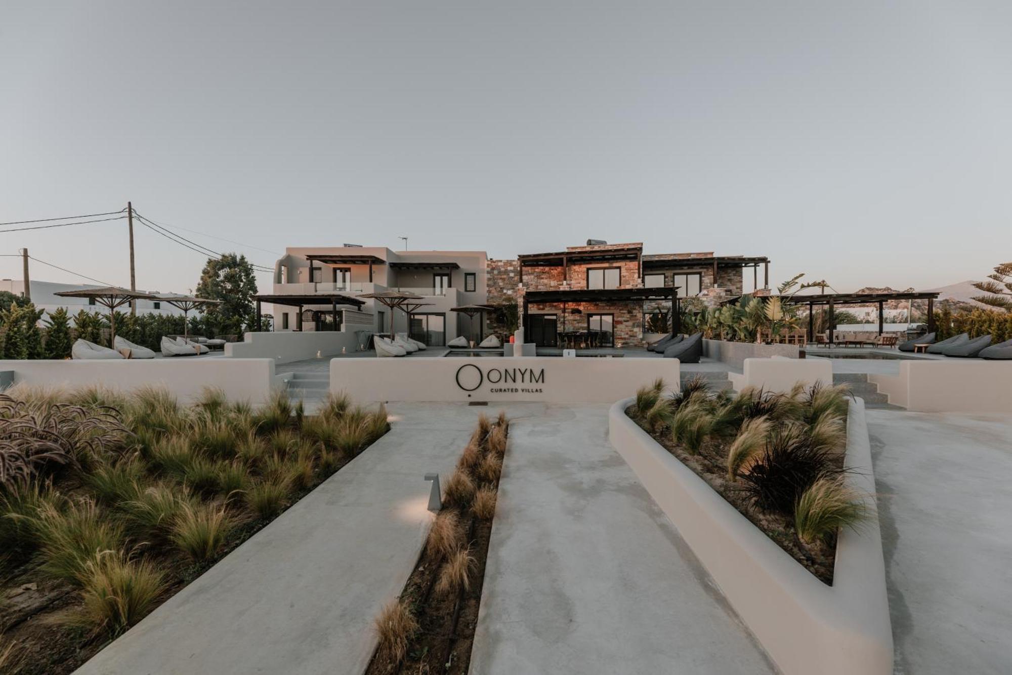 Onym Curated * Plaka (Naxos)