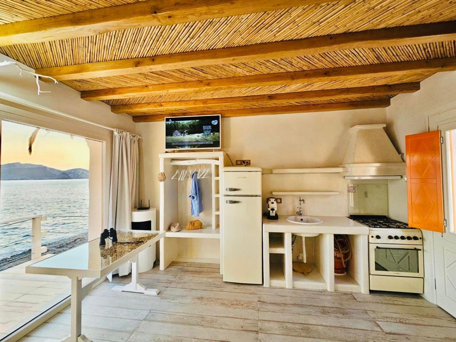 Milos Island-cavo Paradiso Ocean House *