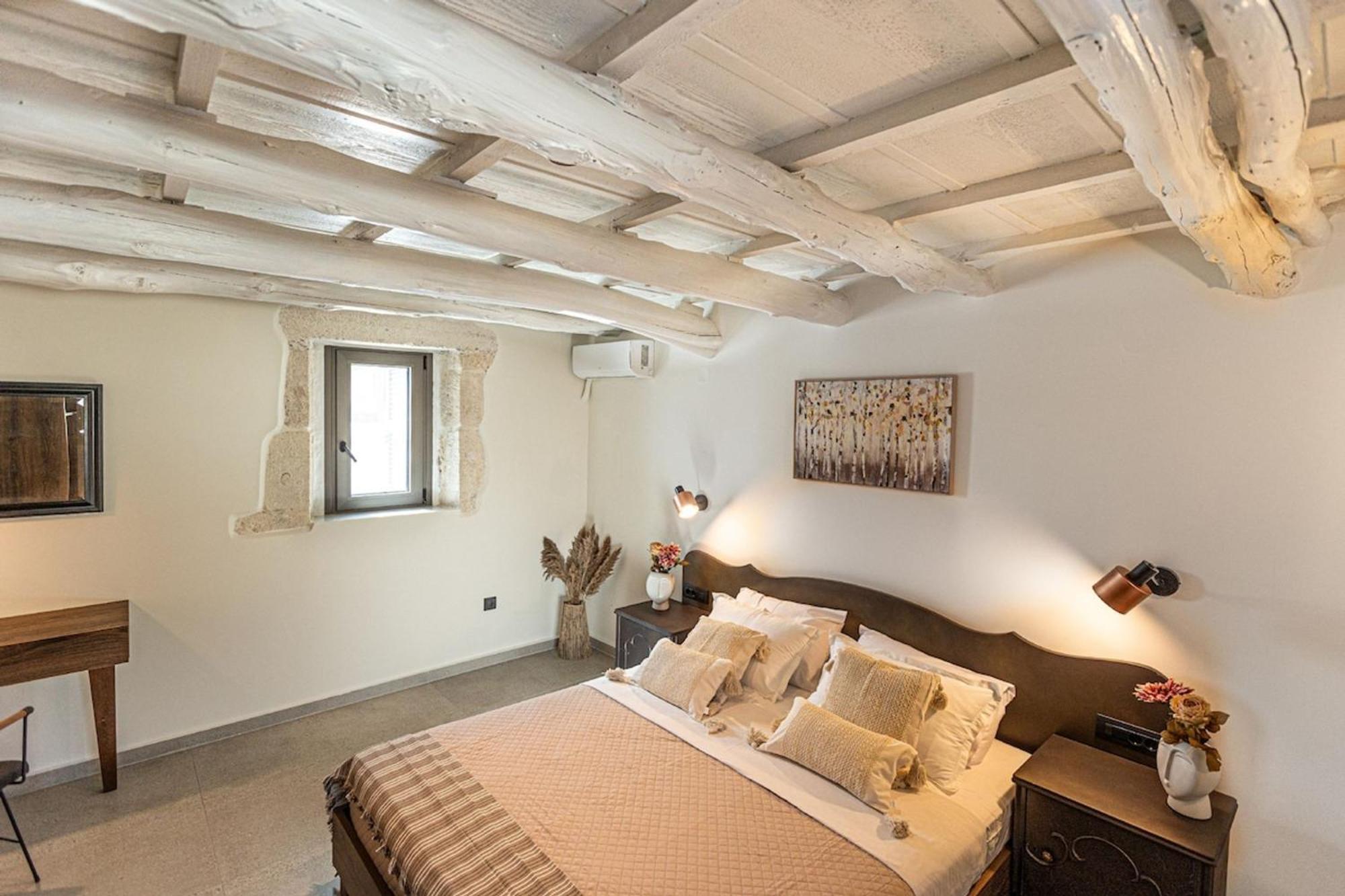 Luxury Platon With Private Pool *