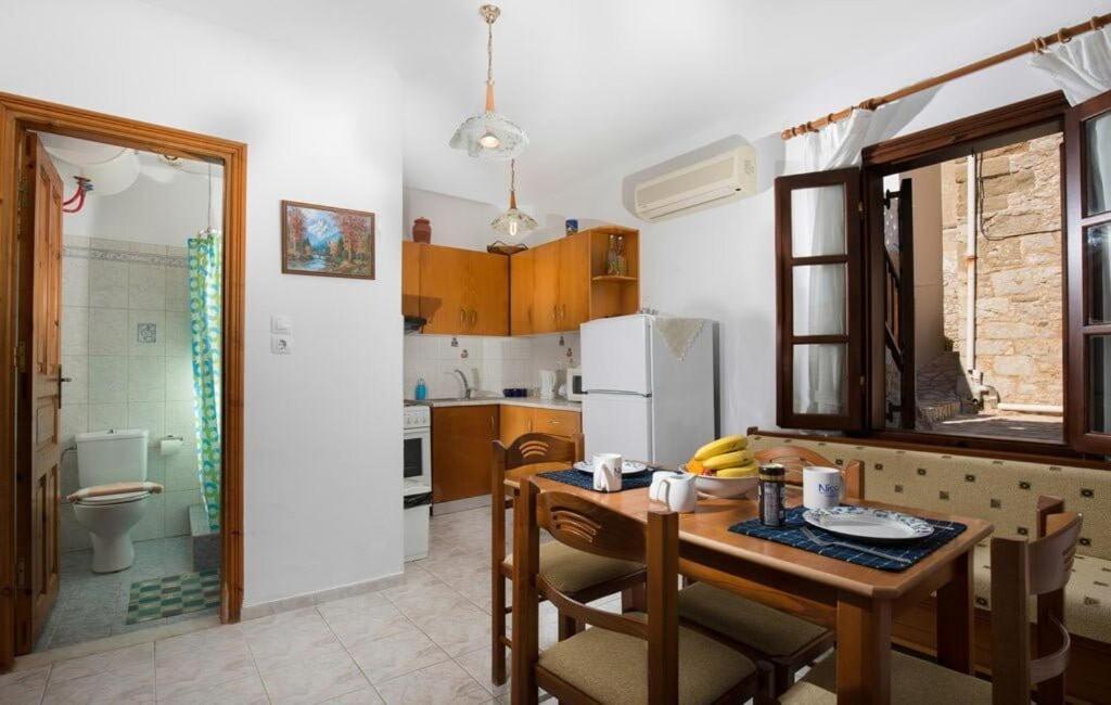 Holiday home Charming Waterfront With Swimming Access Chalki Town