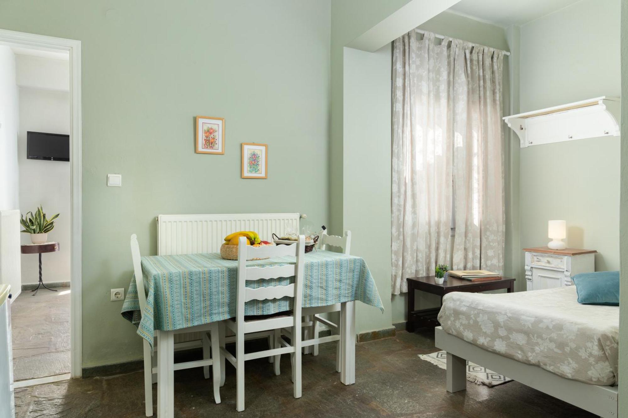 Arni Andros - αρνη Apartment *