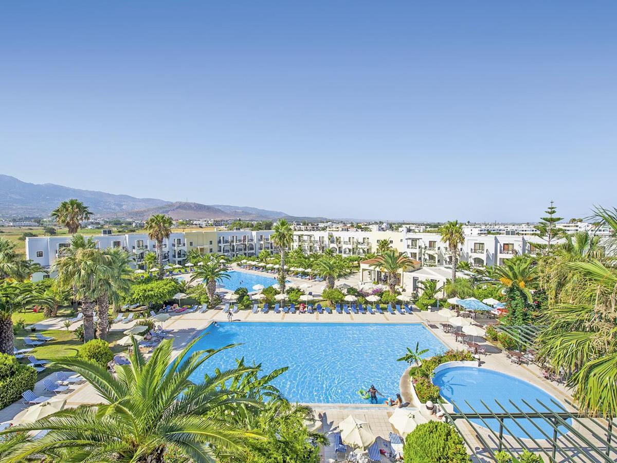 Tigaki Beach Hotel Hotel 4*