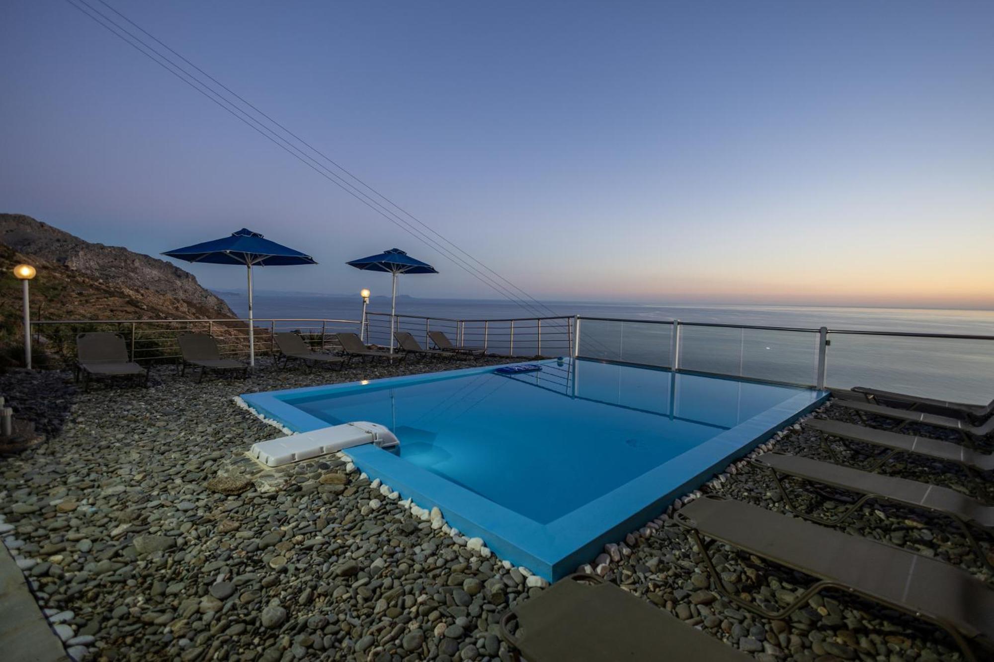 Akrotiri Panorama- Luxury Rental Apartments With Sea View Apartment *