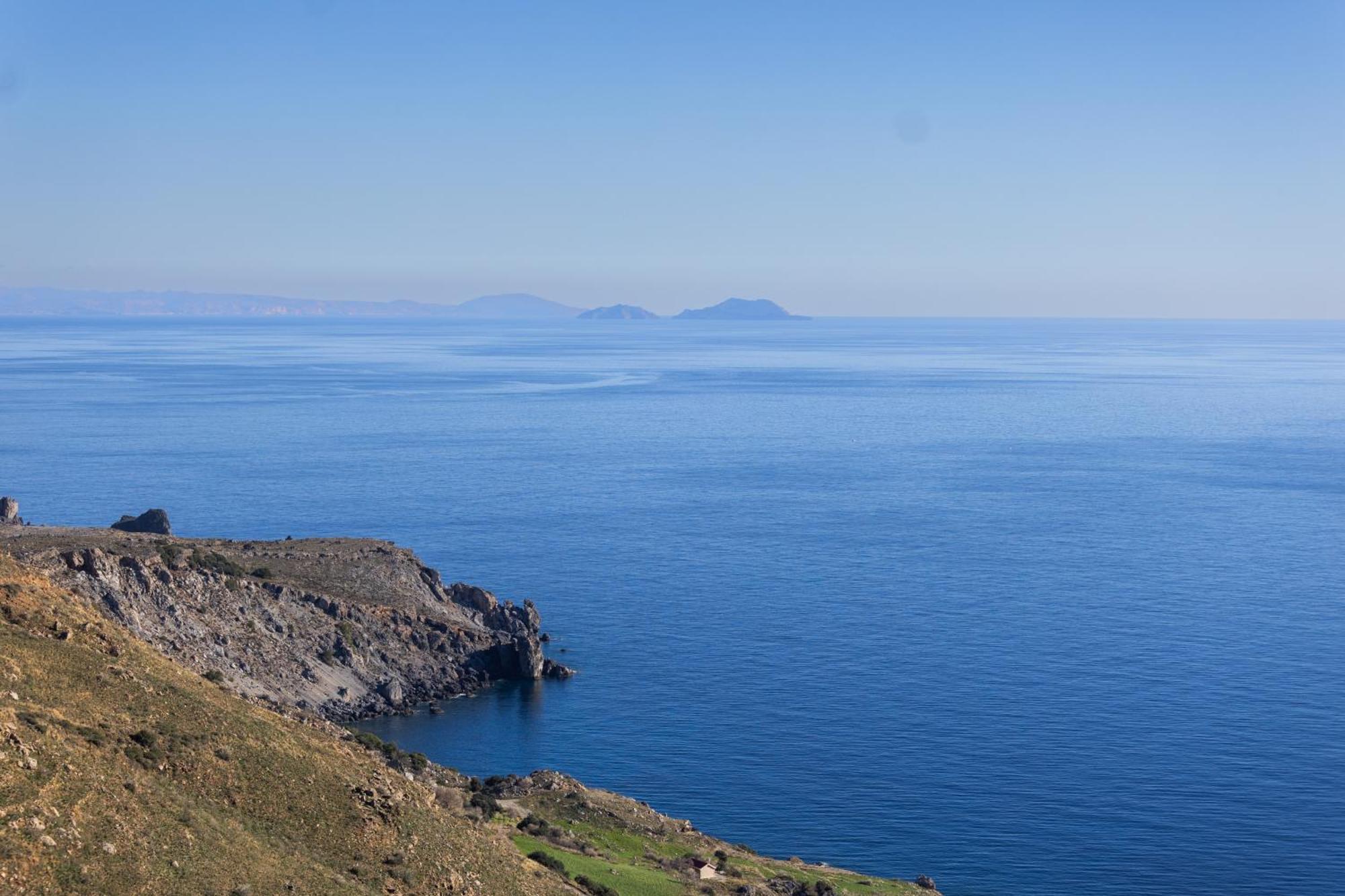 Akrotiri Panorama- Luxury Rental Apartments With Sea View