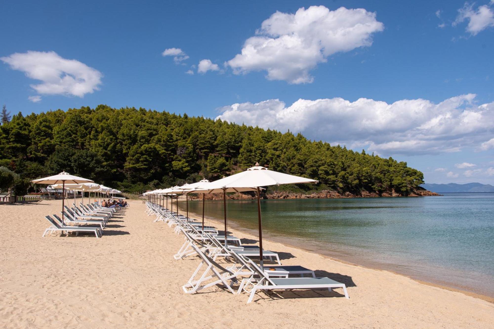 Aparthotel Komitsa Luxury Nea Roda
