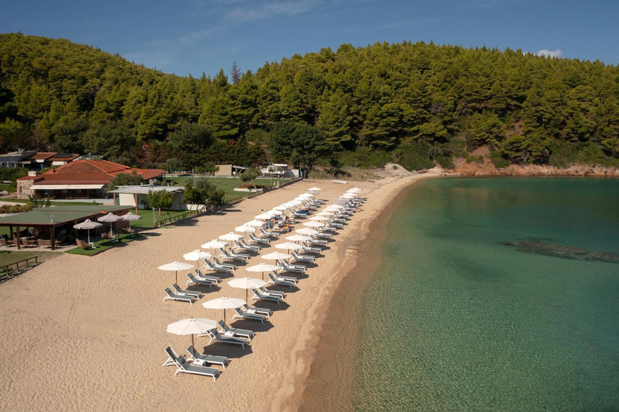Aparthotel Komitsa Luxury Nea Roda