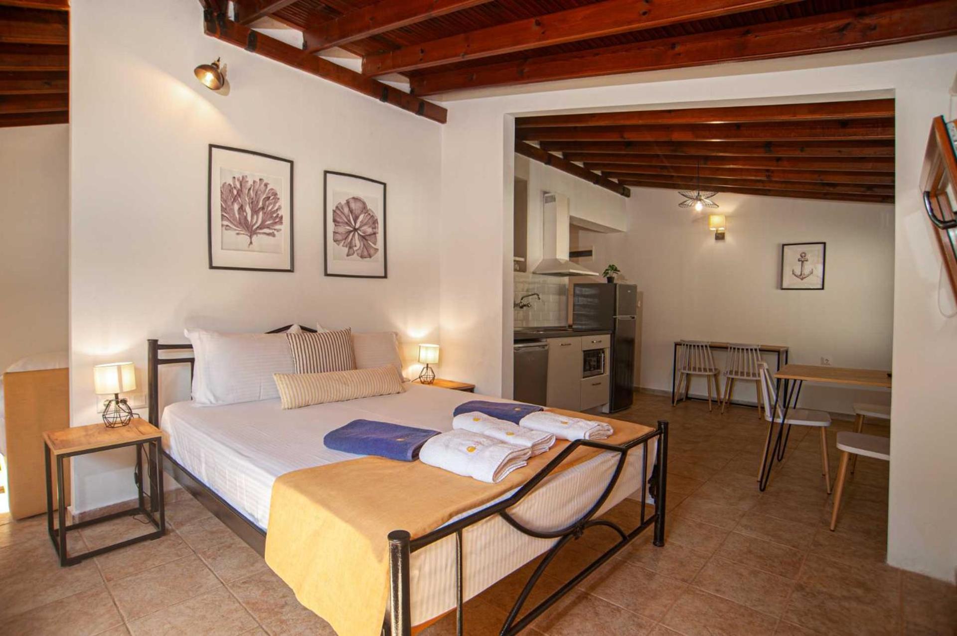 Aparthotel Komitsa Luxury