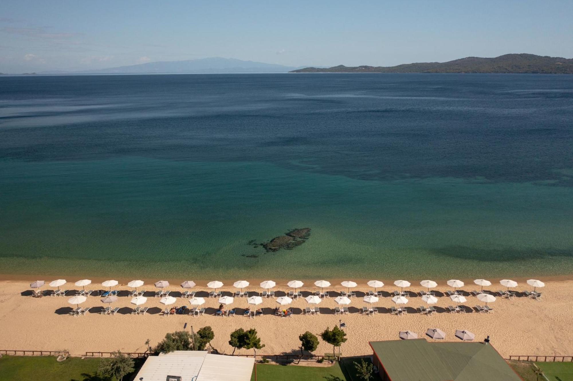 Komitsa Luxury