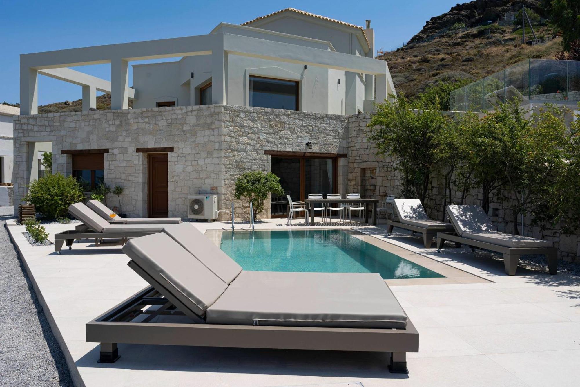Infinite Blue - Residencies With Private Pools Agia Pelagia (Crete)