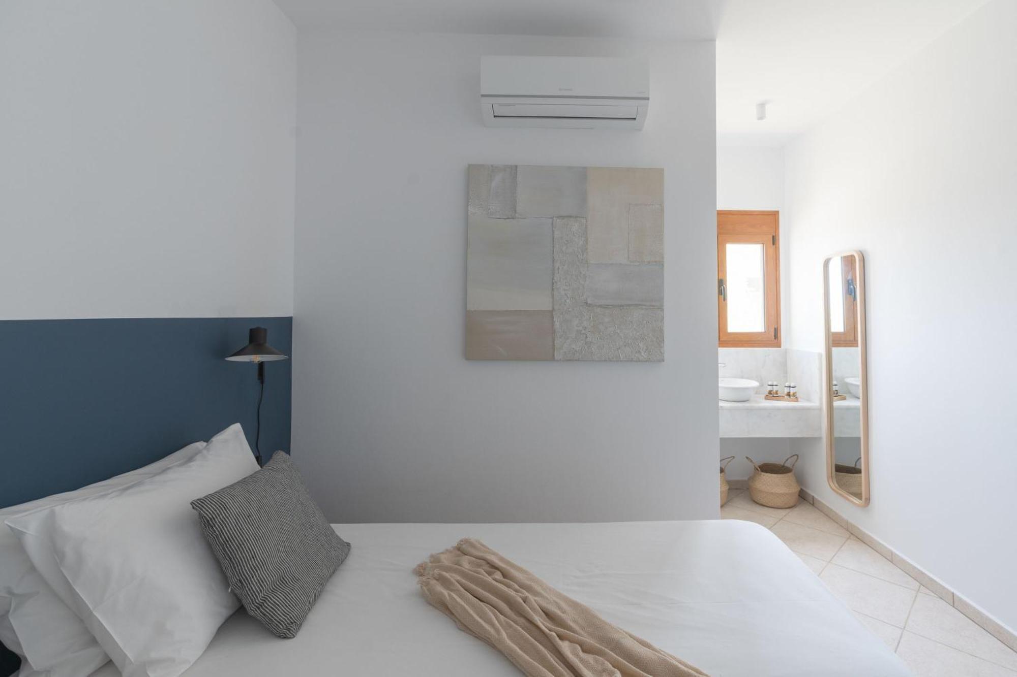 Infinite Blue - Residencies With Private Pools * Agia Pelagia (Crete)
