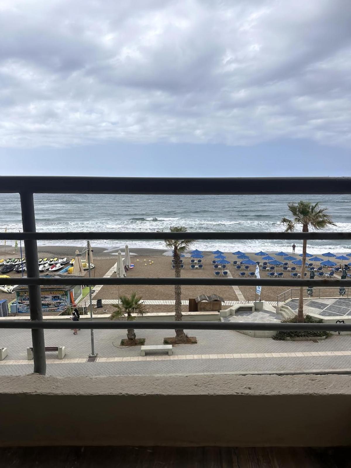 Akasha Waves Apartment