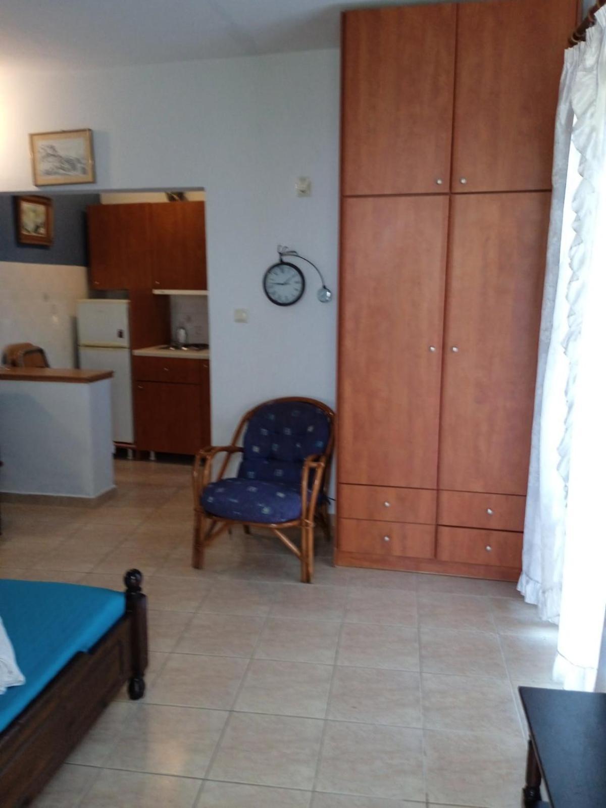 Apartment Kouvaras *
