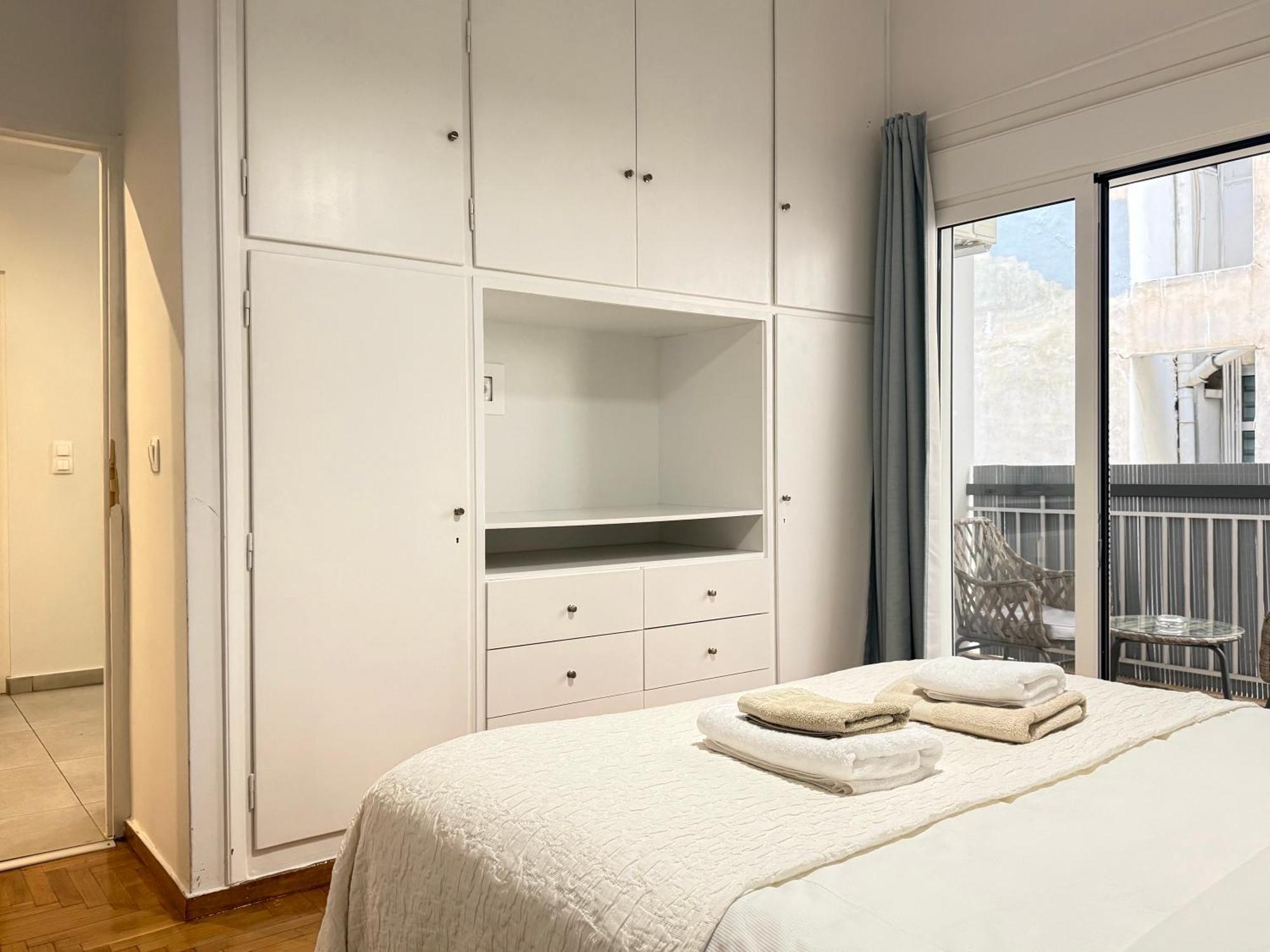 P&p Boutique Apartment Athens