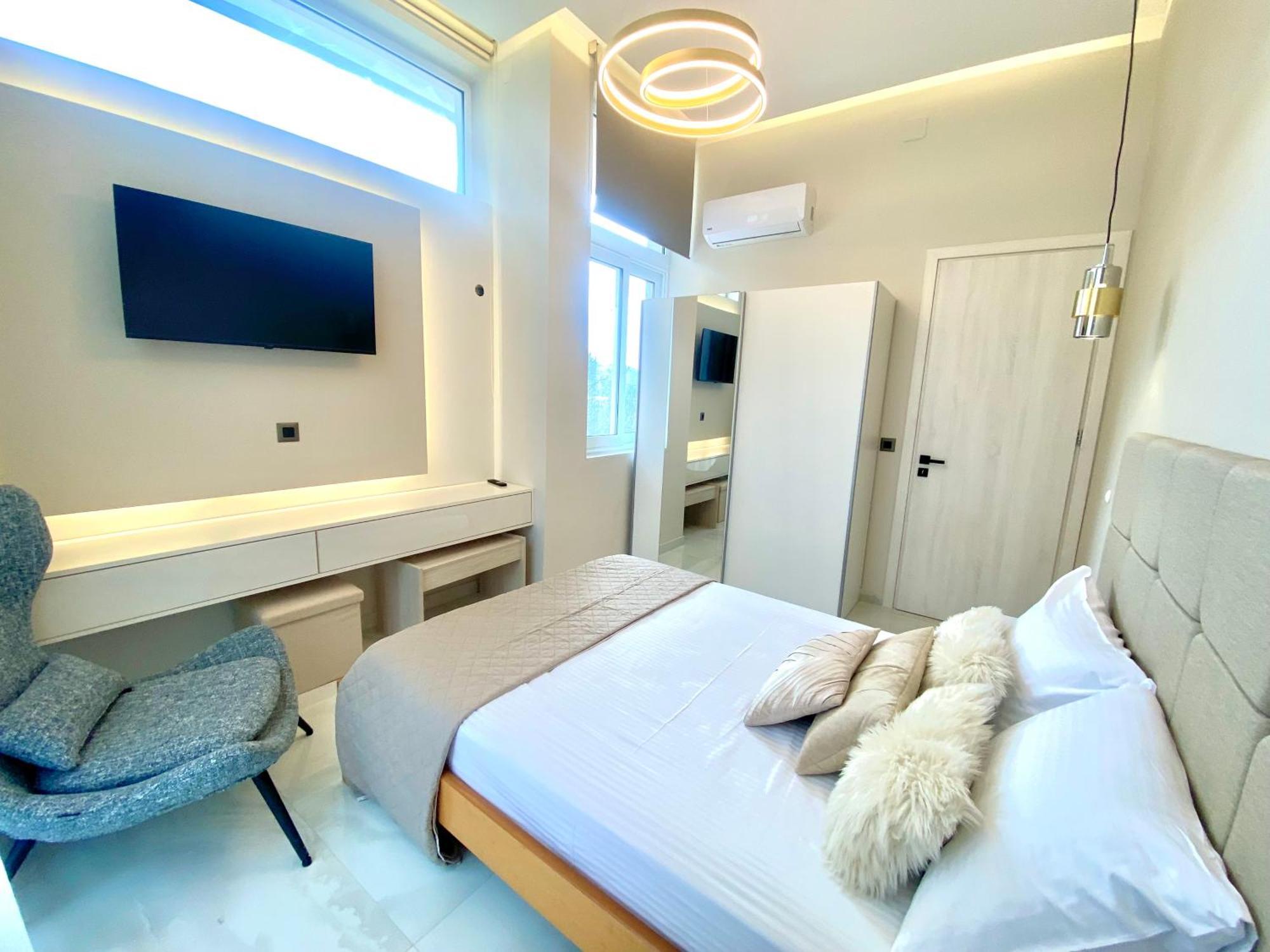 Presidential Sea View Apartment