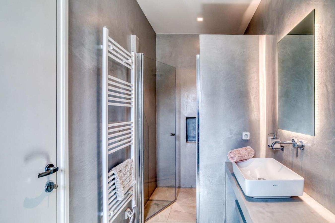 Tiga - Spacious Getaway * Isterni (Paros)