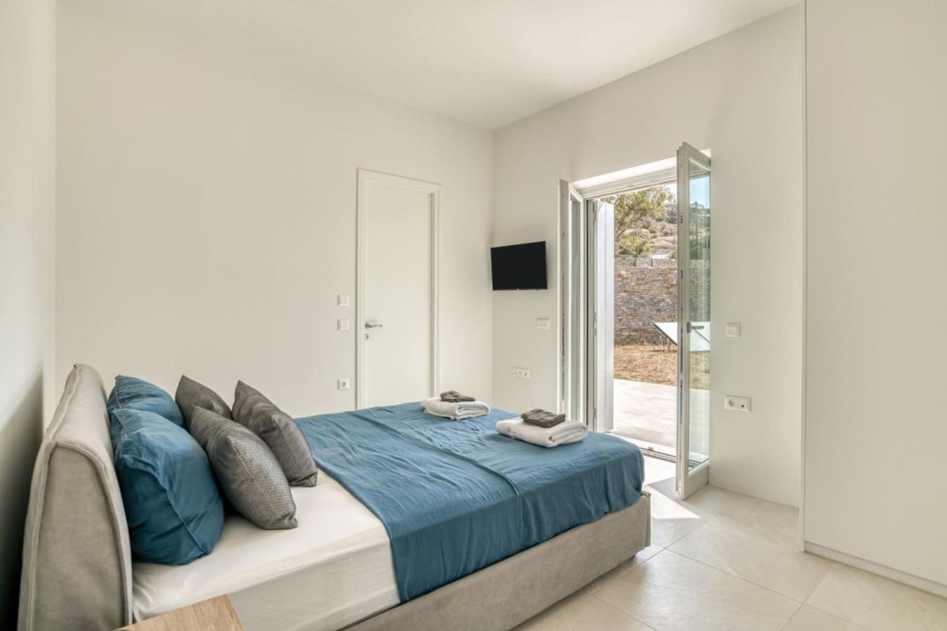 Villa Tiga - Spacious Getaway Isterni (Paros)