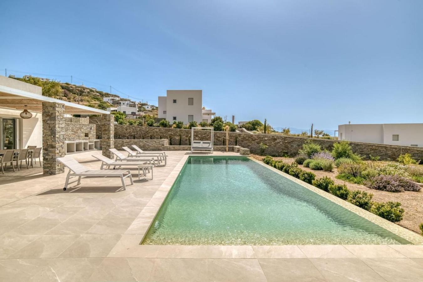 Villa Tiga - Spacious Getaway Isterni (Paros)