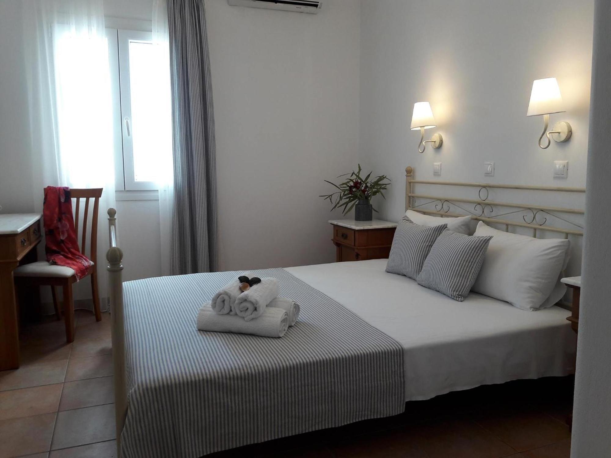 Stavento * Aliki (Paros)