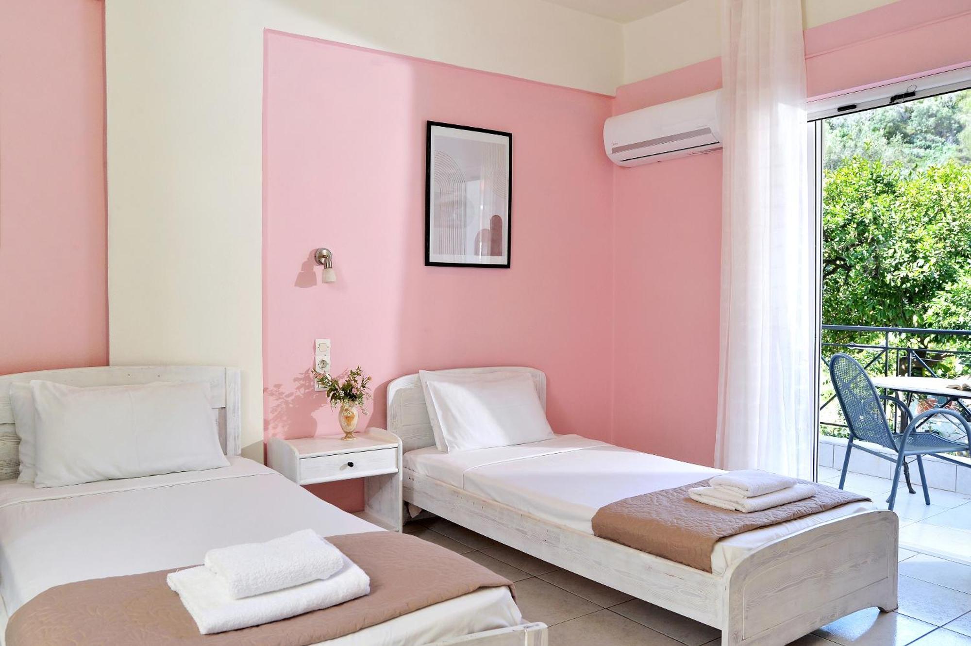 Kapougiati Aparthotel 3*