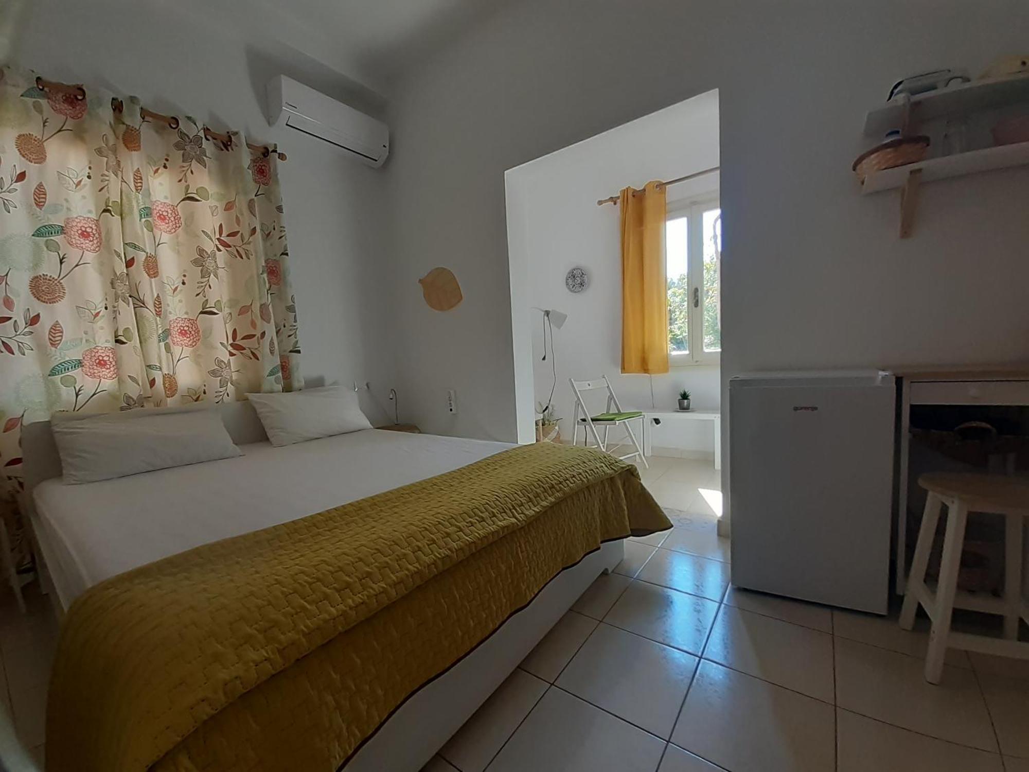 Kampos Guest house *
