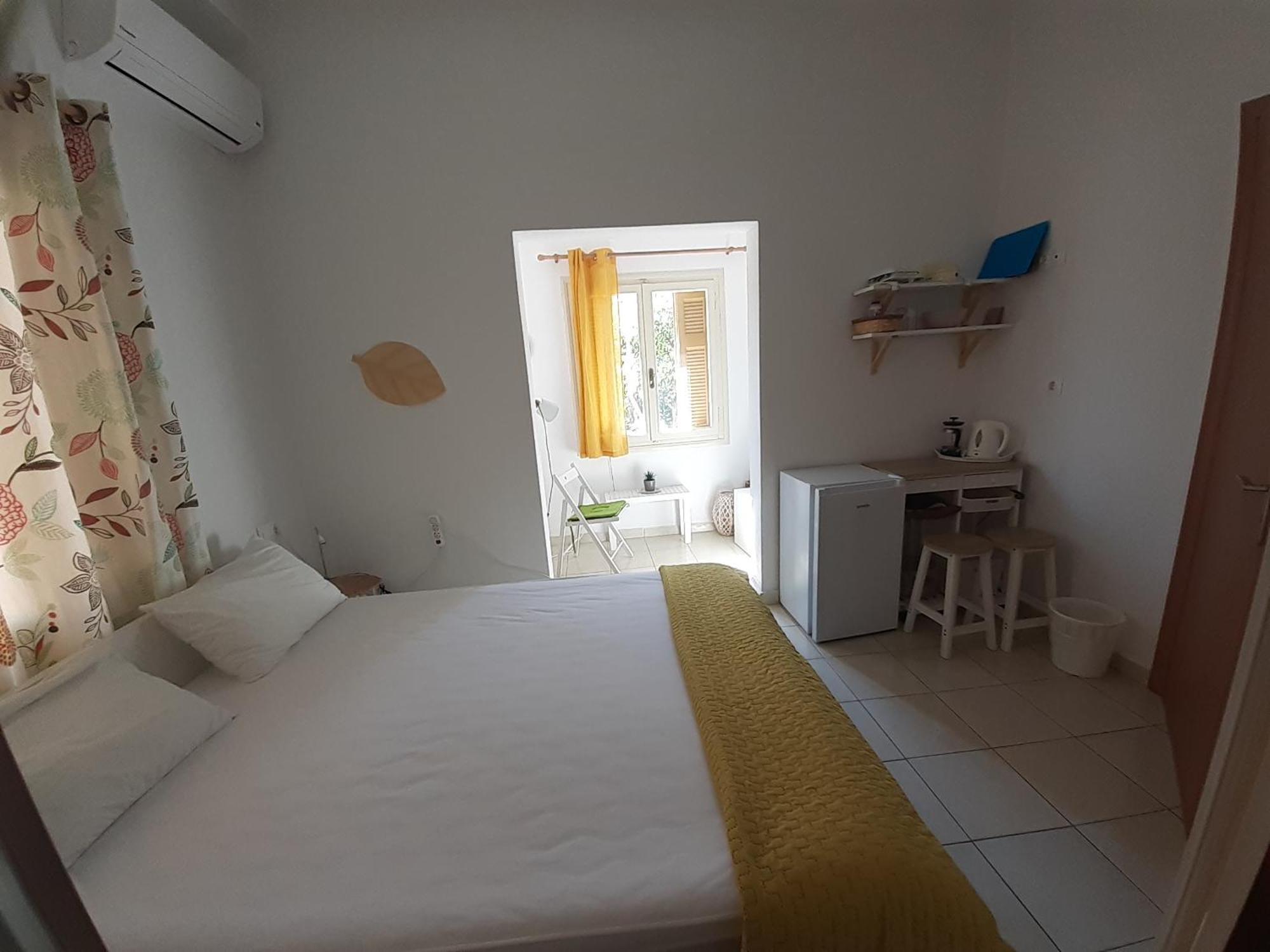 Guest house Kampos *