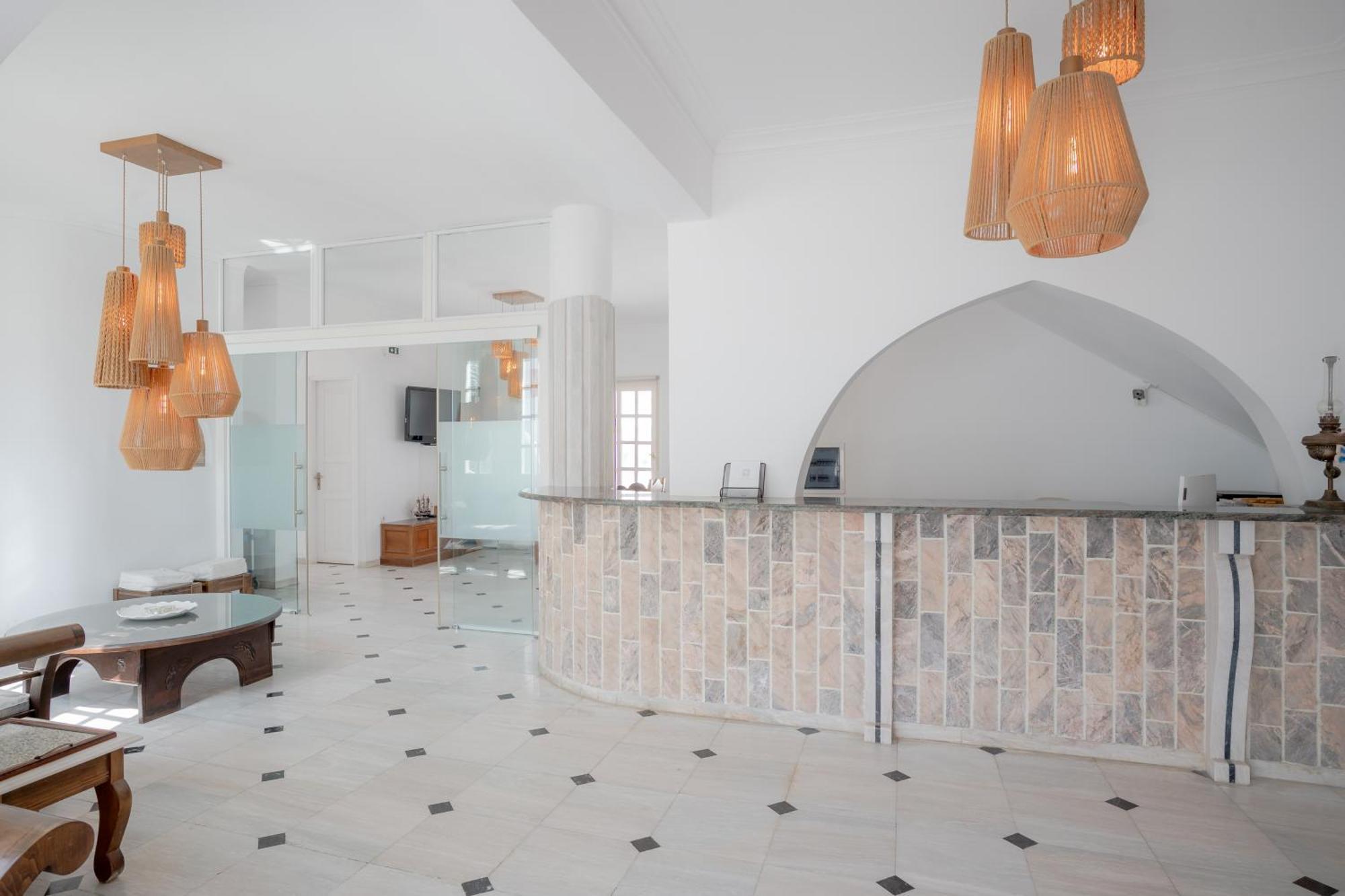 Aldea Hotel Karterados (Santorini)