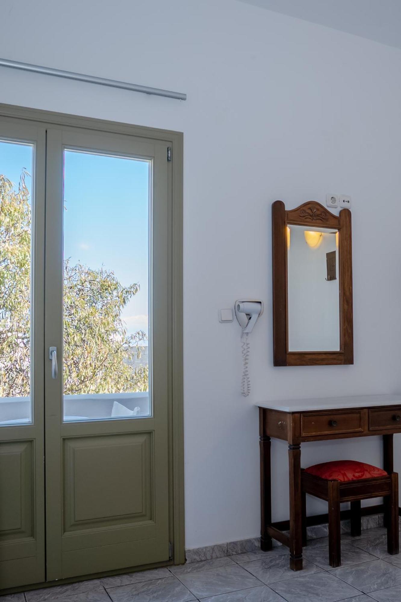 Aldea Hotel