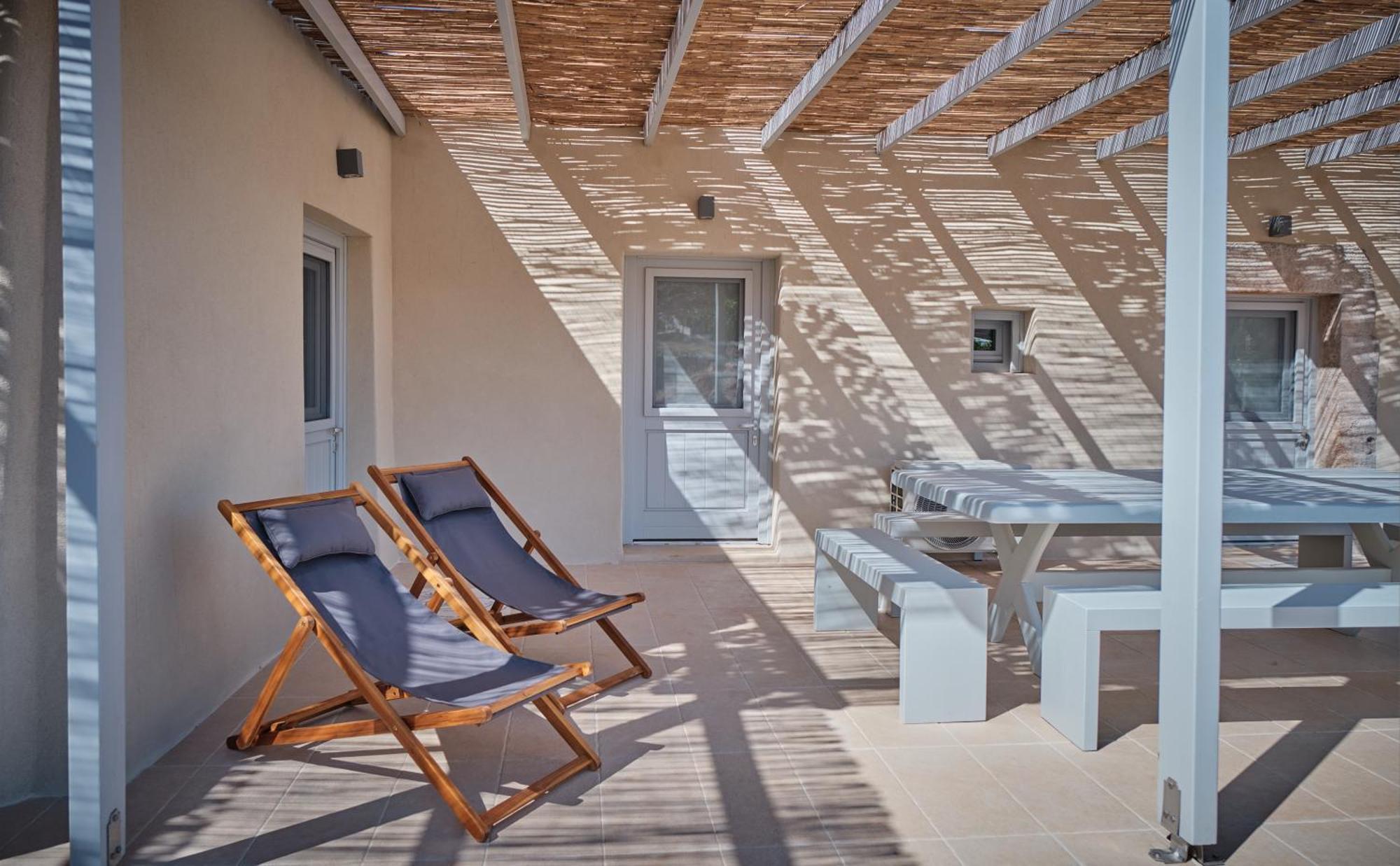 Beachfront Holiday home *