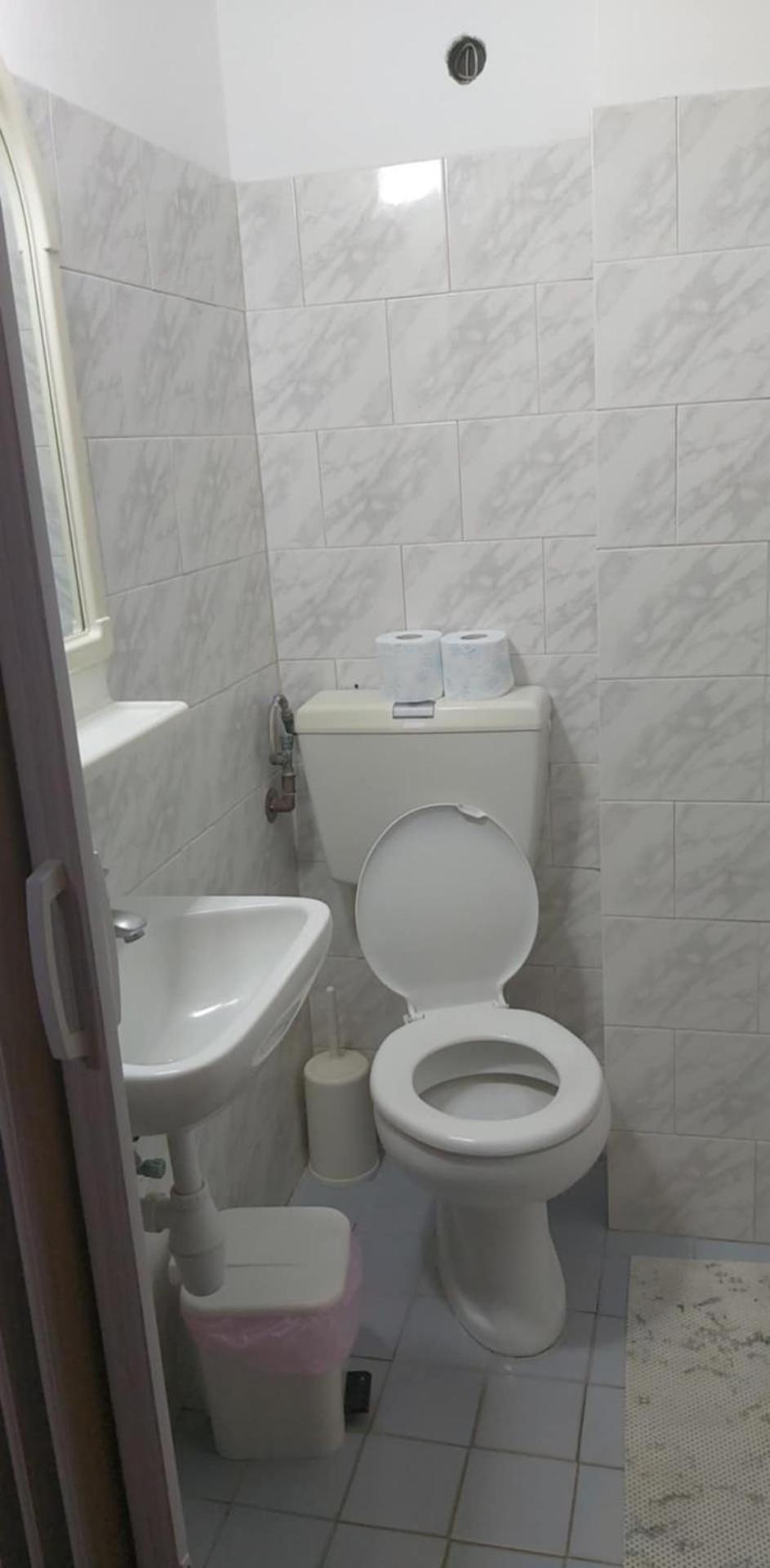 Kostas - ενοικιαζόμενα με κουζινάκι Apartment *