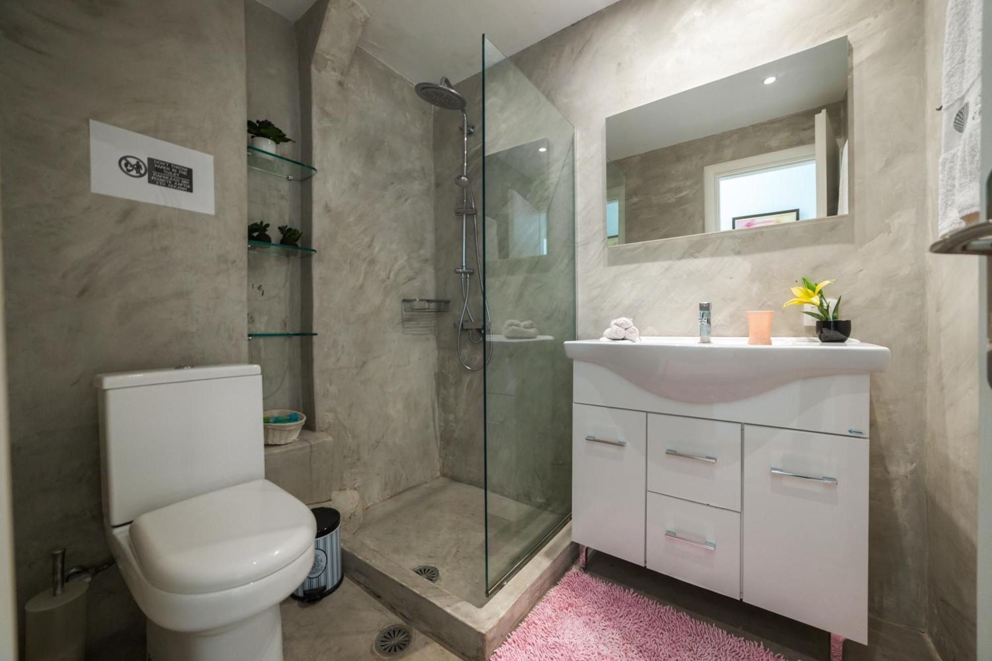 In Glyfada Center Apartment Athens