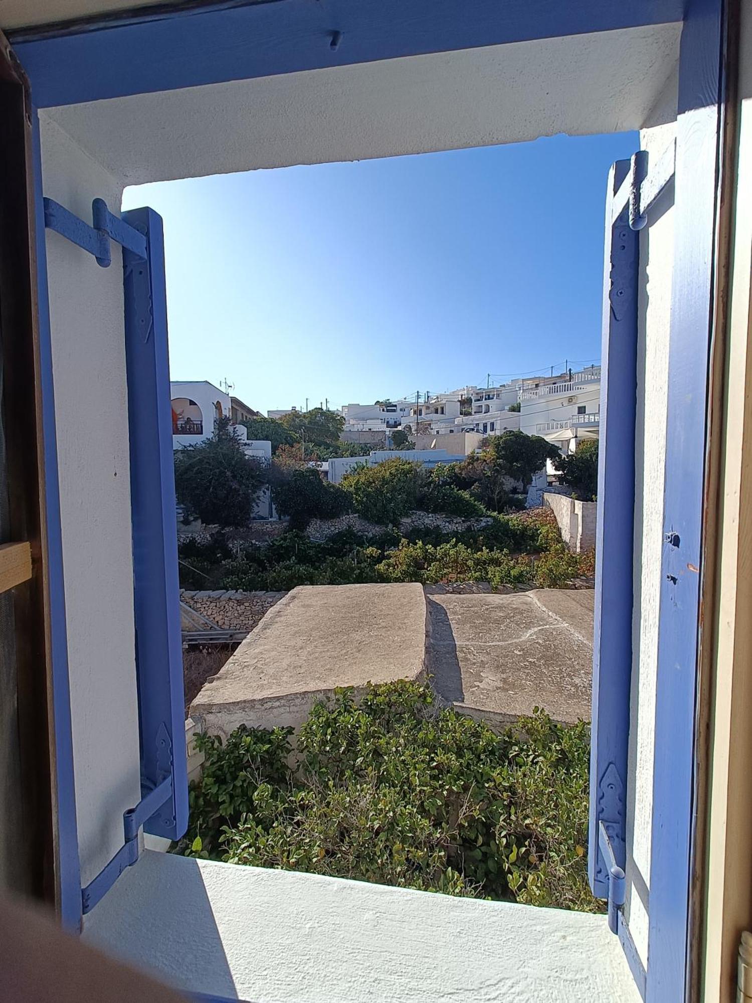 Chora Place Apartment *