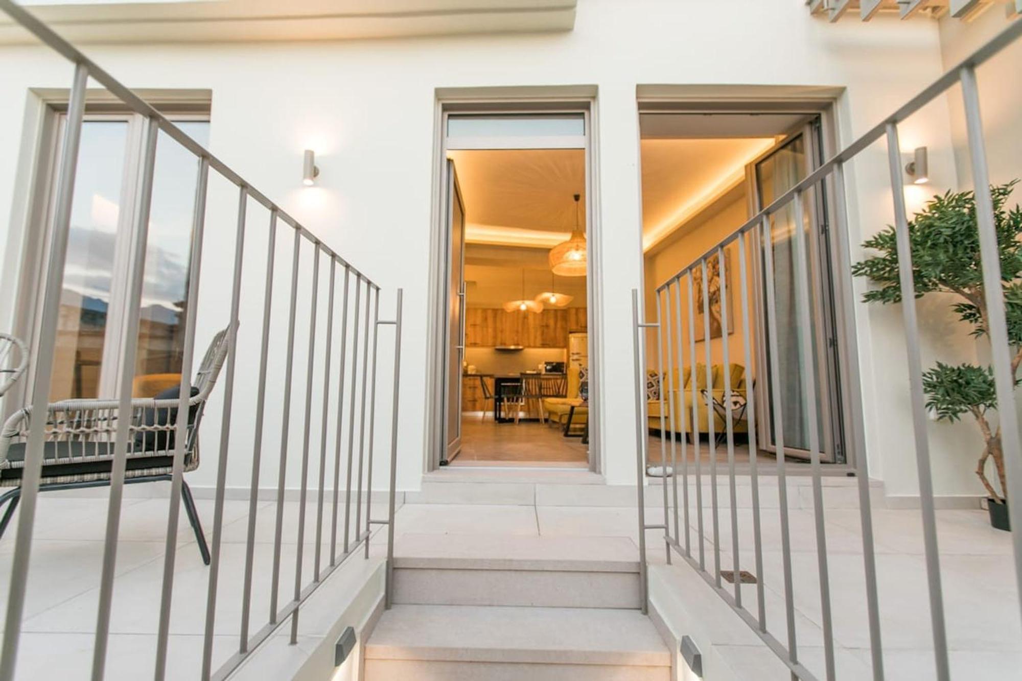 Ekaterini Luxury House *