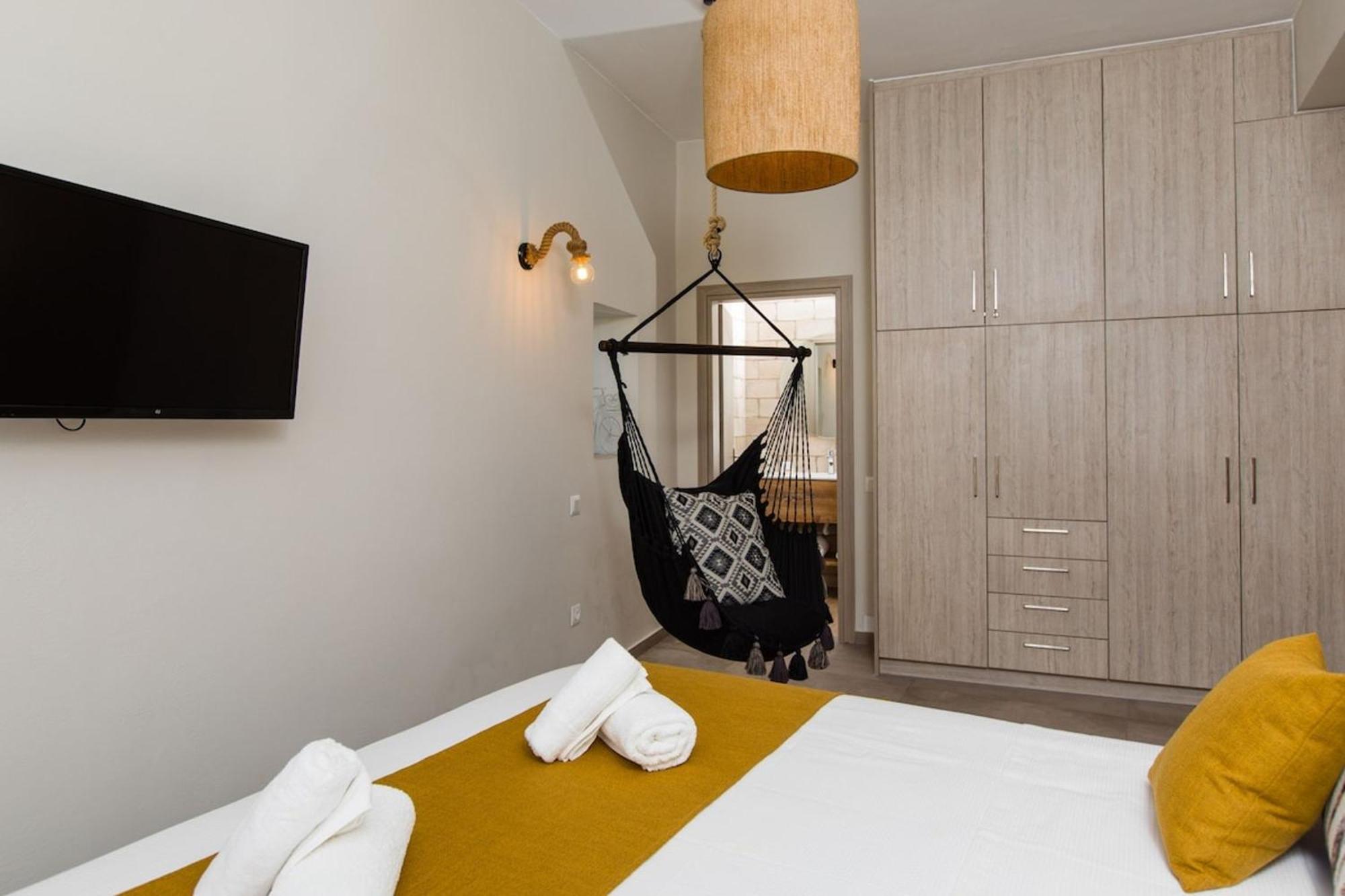 Ekaterini Luxury House Holiday home Lefkogeia