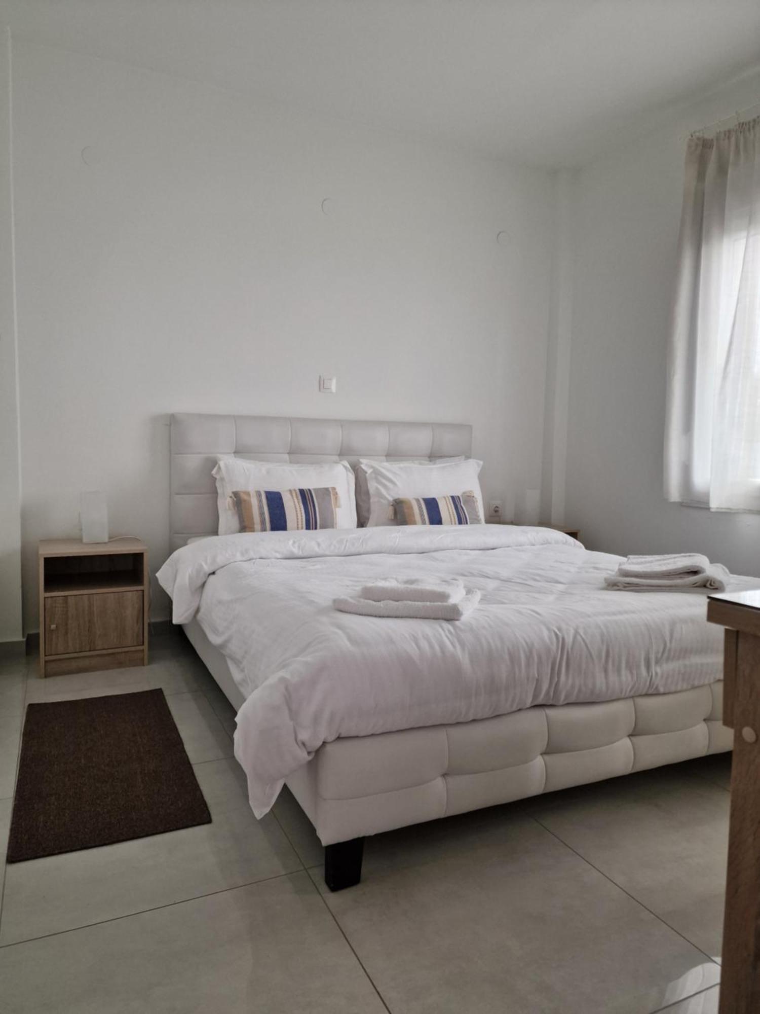 By The Sea Apartment