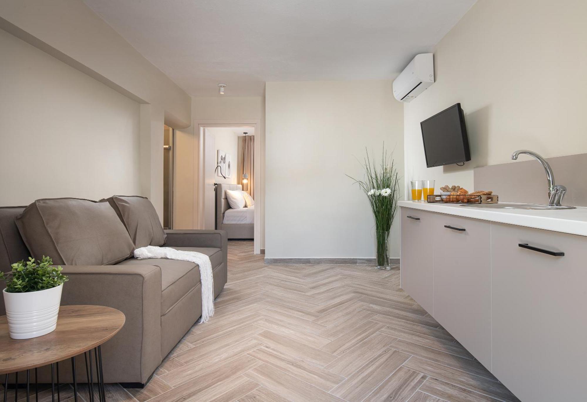 Olenia Luxury 4 Apartment