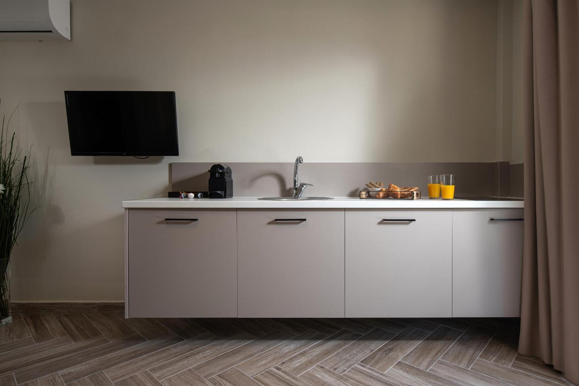 Olenia Luxury 4 Apartment Neos Marmaras