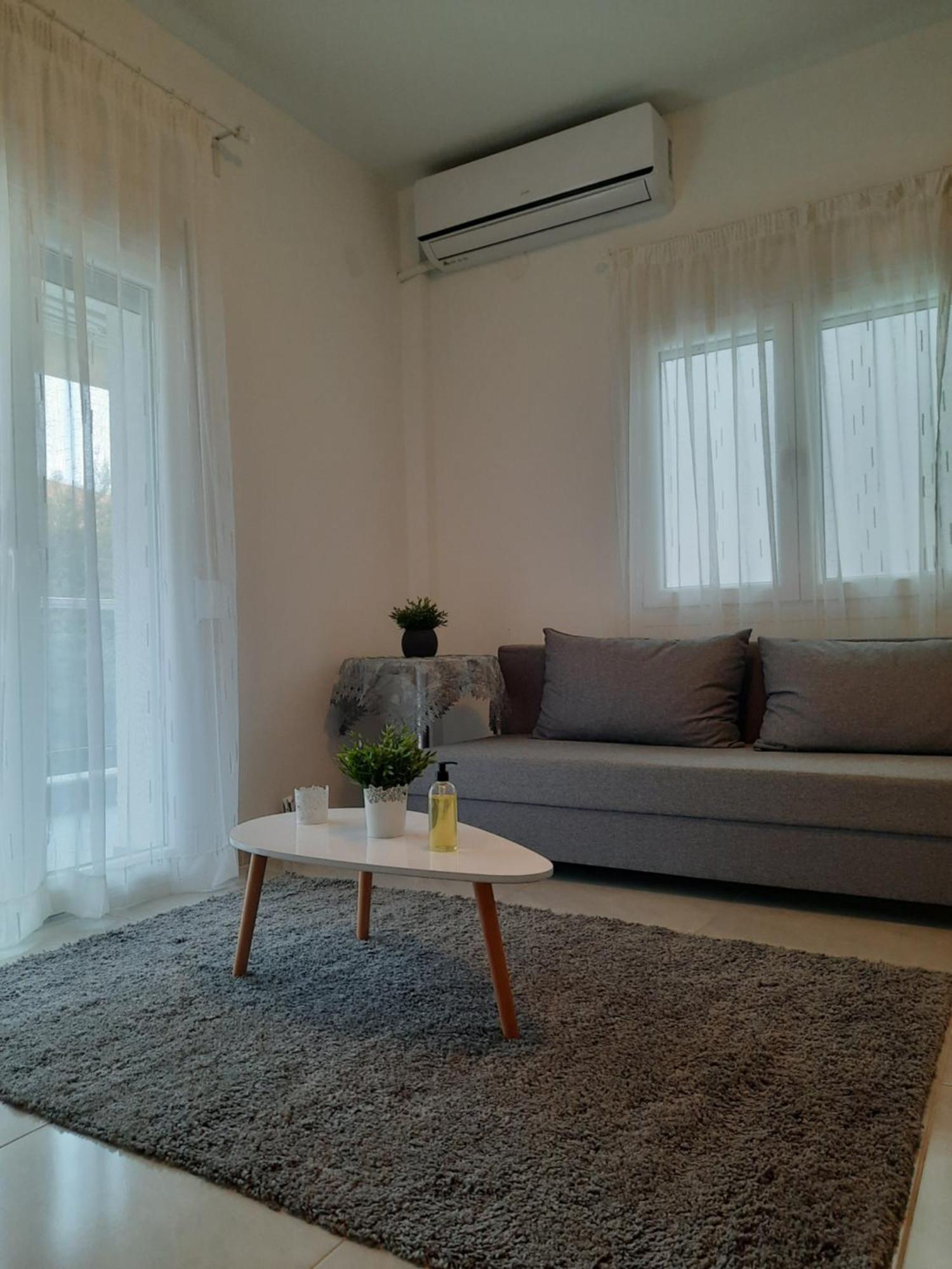 By The Sea Apartment Peraia (Thessaloniki)