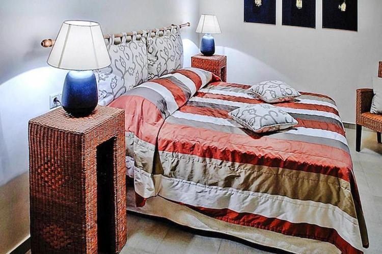 Collection With Terrace Istro